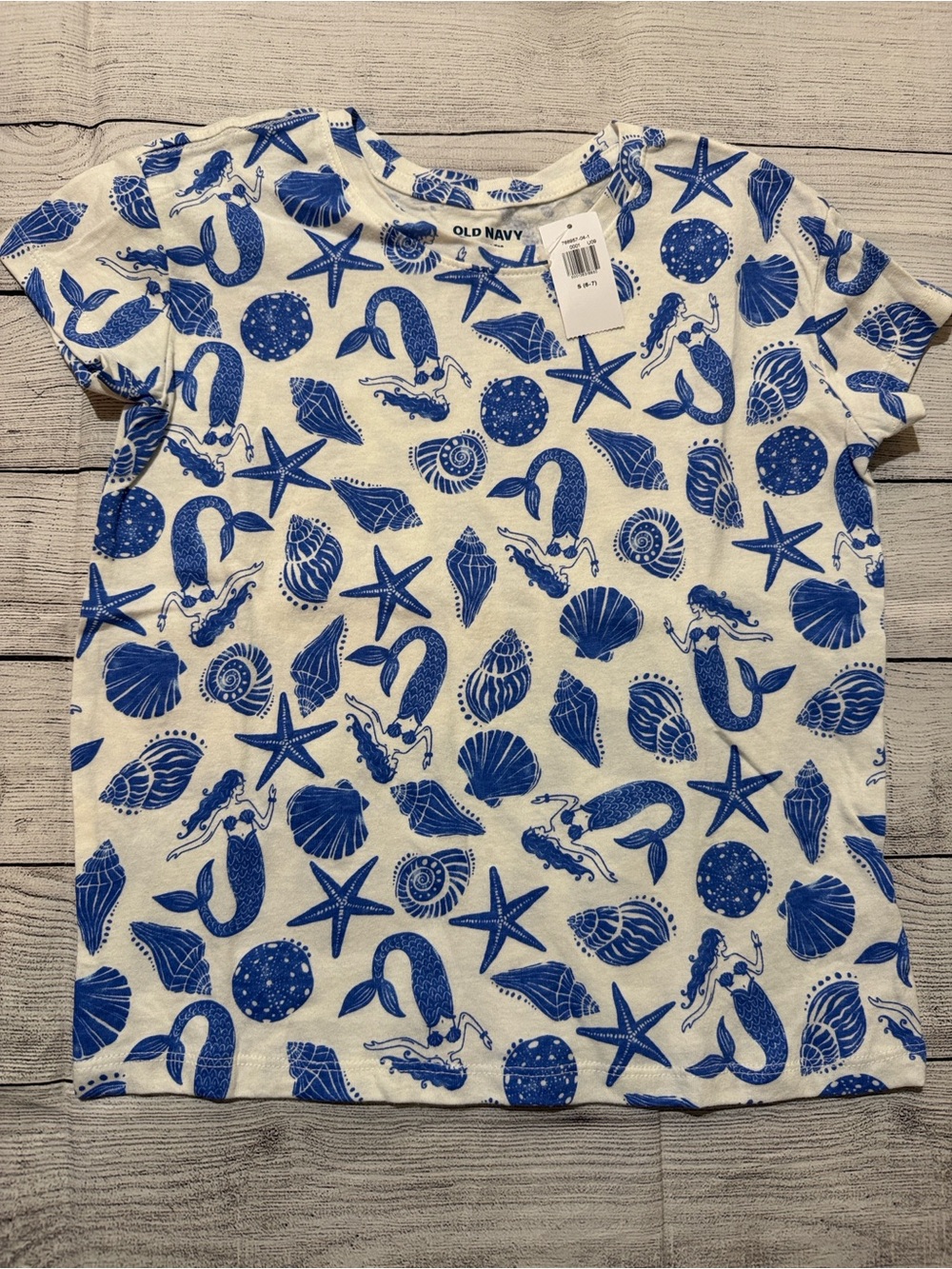 Old Navy White Short Sleeve Shirt with Blue Mermaid & Seashell Print size Small